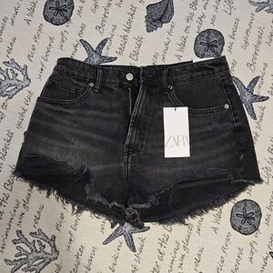 Zara high Rise curved shorts